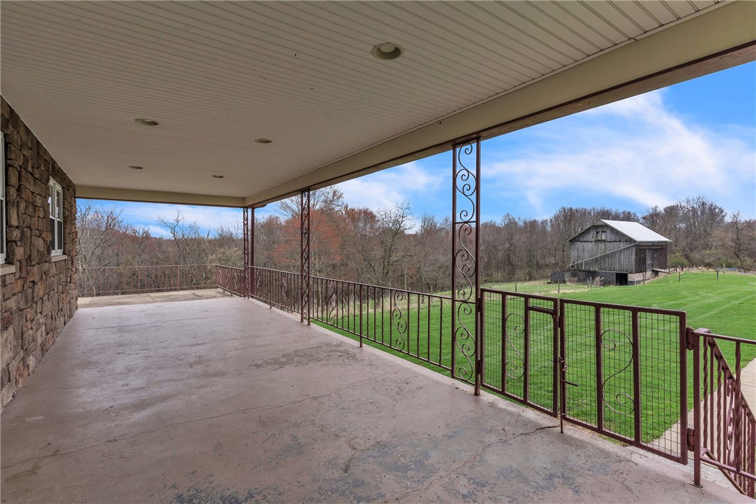 Hanover Twp - Bea, Pennsylvania 15043, United States, 5 Bedrooms Bedrooms, ,3 BathroomsBathrooms,Residential,Active,13883