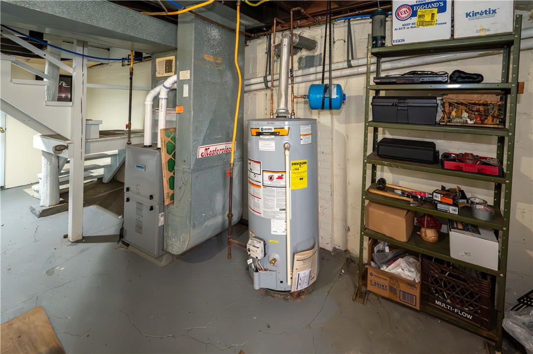 McKees Rocks, Pennsylvania 15136, United States, 2 Bedrooms Bedrooms, ,1 BathroomBathrooms,Residential,Active,224156