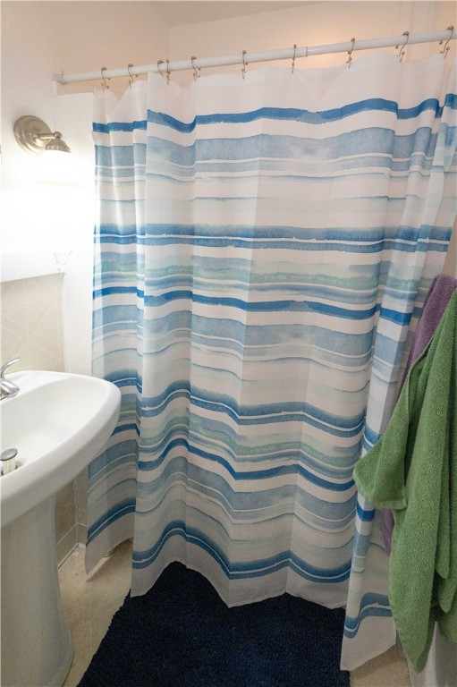 McKees Rocks, Pennsylvania 15136, United States, 2 Bedrooms Bedrooms, ,1 BathroomBathrooms,Residential,Active,224156