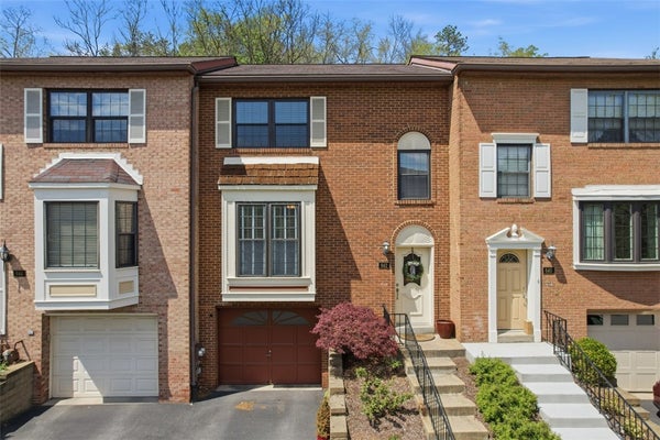 642 WOODCREST DR, PITTSBURGH, PA 15205 - Image dba67a0d048f654c552b8eaccba6070f/818665746