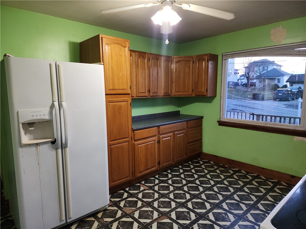 211 S Washington St, Masontown, Pennsylvania image 10