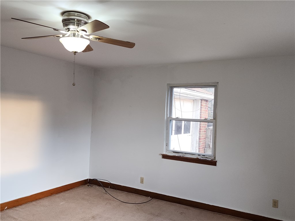 211 S Washington St, Masontown, Pennsylvania image 3