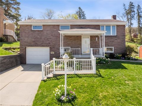 Homes For Sale - 1435 Great Oak Dr<br/> Scott Twp, PA 15220