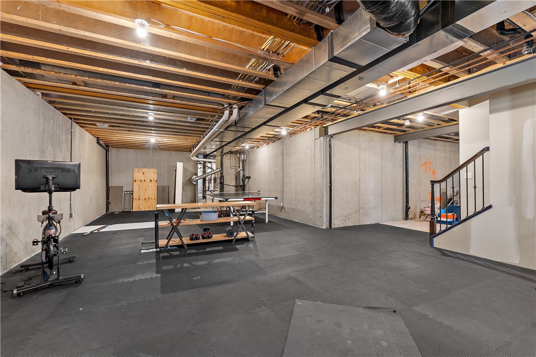 Marshall, Pennsylvania 16046, United States, 4 Bedrooms Bedrooms, ,4 BathroomsBathrooms,Residential,Active,179343