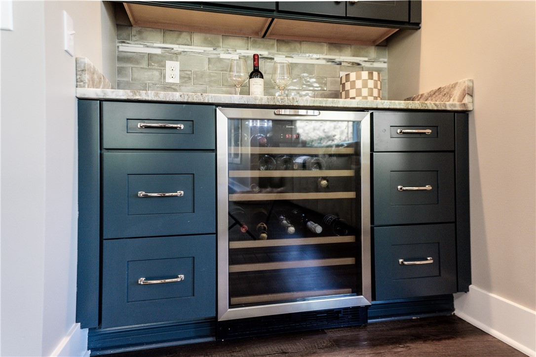 Marshall, Pennsylvania 16046, United States, 4 Bedrooms Bedrooms, ,4 BathroomsBathrooms,Residential,Active,179343