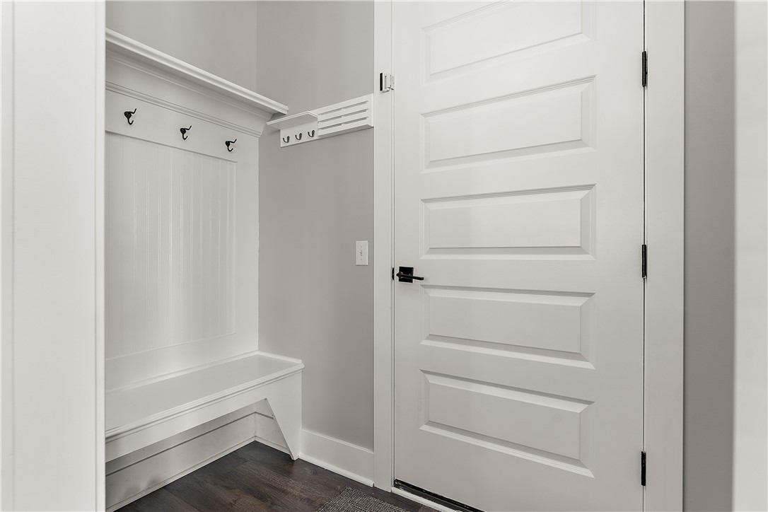 Marshall, Pennsylvania 16046, United States, 4 Bedrooms Bedrooms, ,4 BathroomsBathrooms,Residential,Active,179343