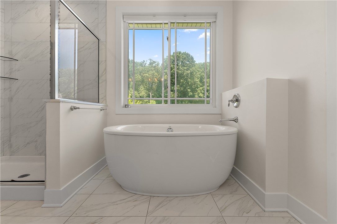 Marshall, Pennsylvania 16046, United States, 4 Bedrooms Bedrooms, ,4 BathroomsBathrooms,Residential,Active,179343