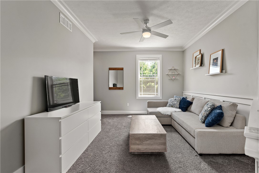 Marshall, Pennsylvania 16046, United States, 4 Bedrooms Bedrooms, ,4 BathroomsBathrooms,Residential,Active,179343