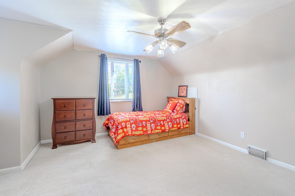 N Versailles, Pennsylvania 15137, United States, 4 Bedrooms Bedrooms, ,2 BathroomsBathrooms,Residential,Contingent,193690