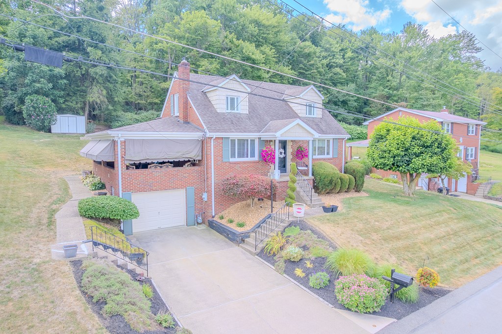 N Versailles, Pennsylvania 15137, United States, 4 Bedrooms Bedrooms, ,2 BathroomsBathrooms,Residential,Contingent,193690