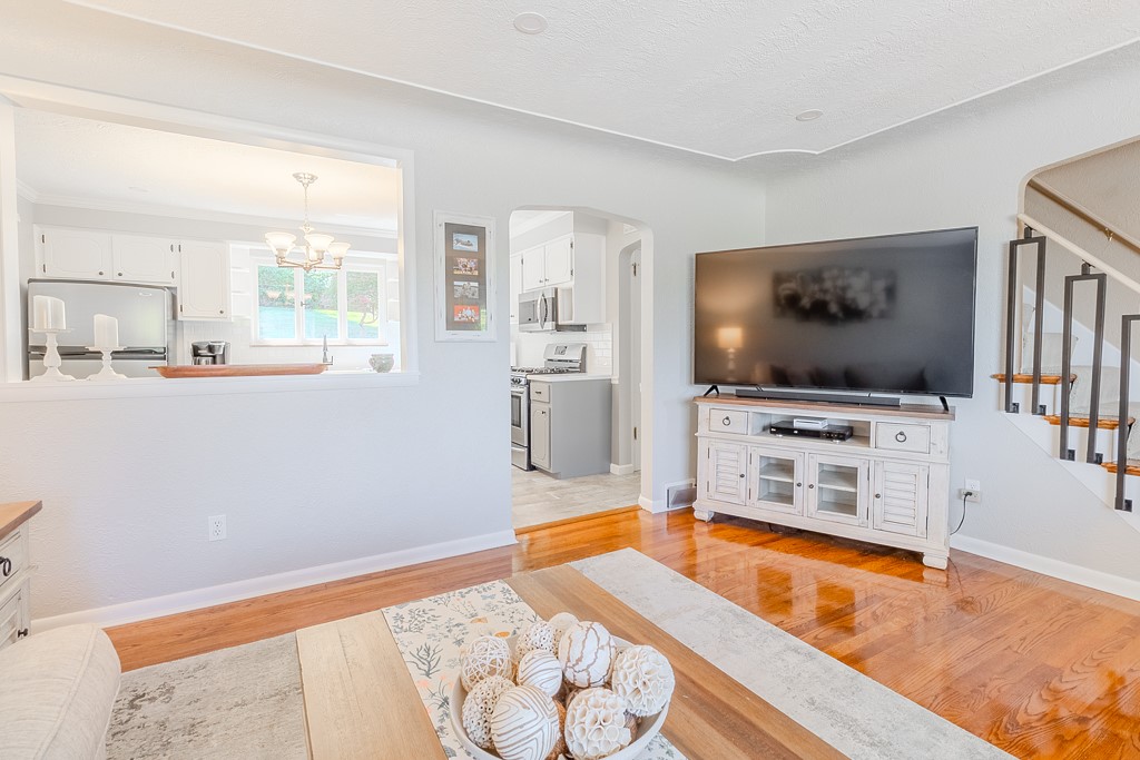 N Versailles, Pennsylvania 15137, United States, 4 Bedrooms Bedrooms, ,2 BathroomsBathrooms,Residential,Contingent,193690