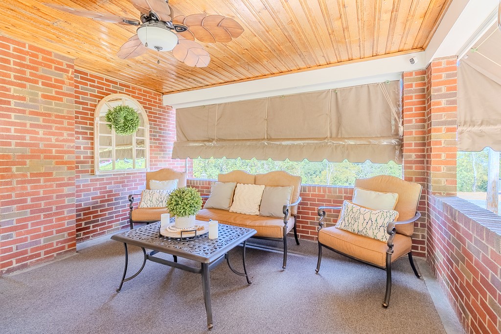 N Versailles, Pennsylvania 15137, United States, 4 Bedrooms Bedrooms, ,2 BathroomsBathrooms,Residential,Contingent,193690