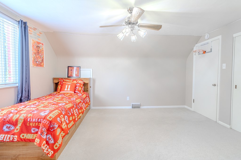 N Versailles, Pennsylvania 15137, United States, 4 Bedrooms Bedrooms, ,2 BathroomsBathrooms,Residential,Contingent,193690