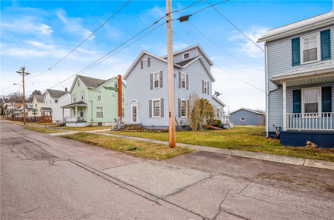 Meyersdale Boro, Pennsylvania 15552, United States, 3 Bedrooms Bedrooms, ,2 BathroomsBathrooms,Residential,Active,89179