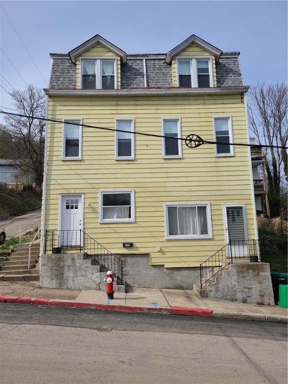 218-220 Elizabeth St., Millvale, Pennsylvania image 1