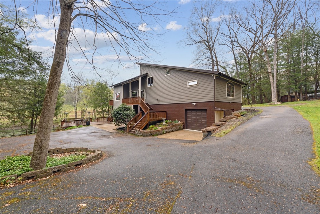 209 Claypoole Hill Rd
