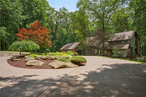 Photo of 958 Blackburn Rd, Sewickley, PA 15143 (MLS # 1723817)