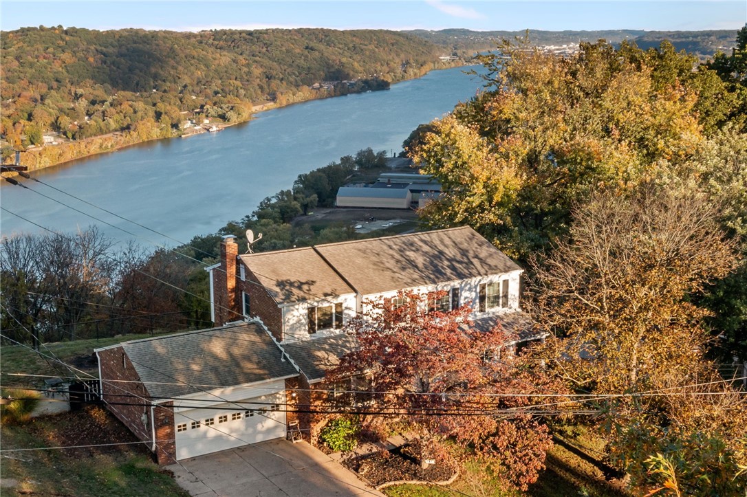 128 Rivercrest Dr