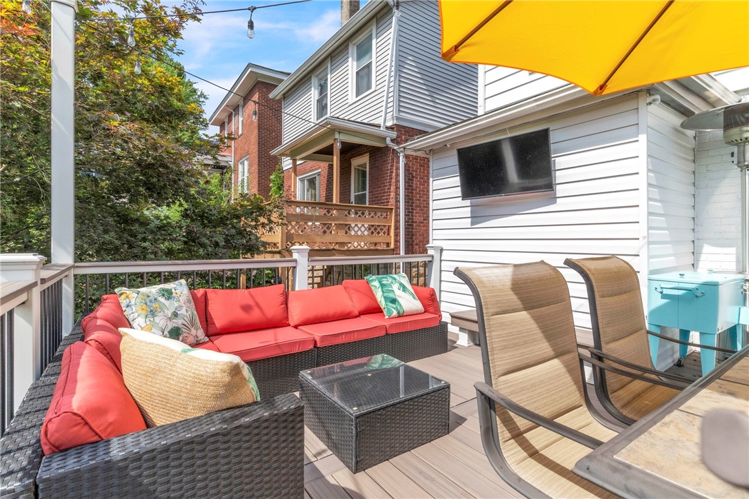 Dormont, Pennsylvania 15216, United States, 3 Bedrooms Bedrooms, ,1 BathroomBathrooms,Residential,Contingent,186879