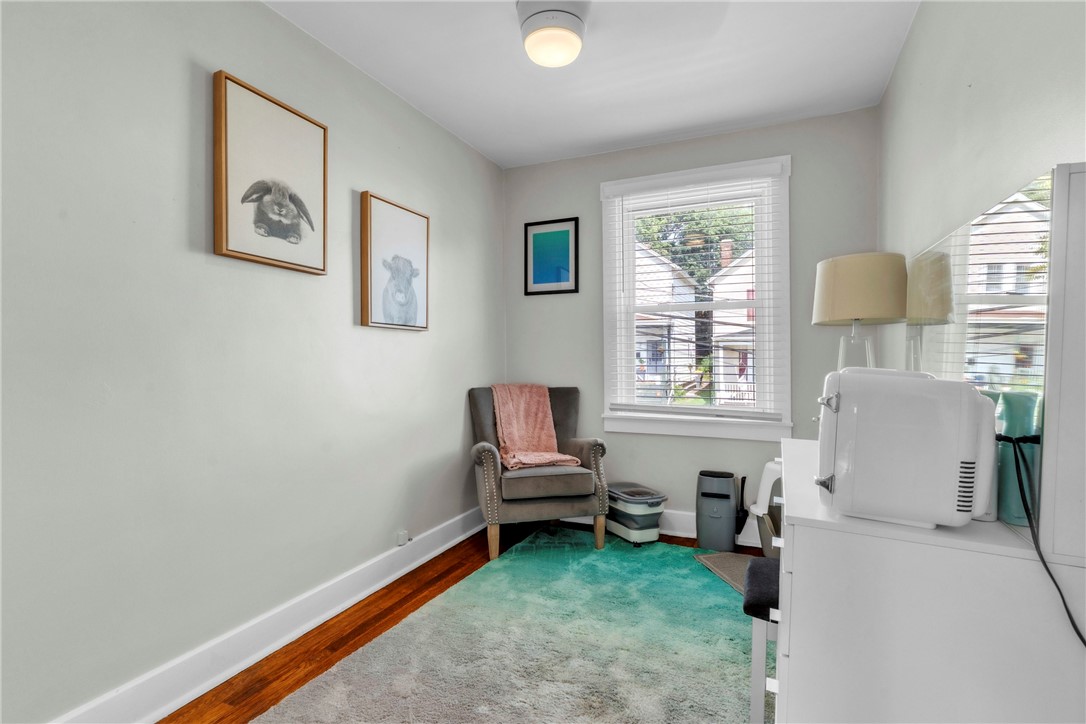 Dormont, Pennsylvania 15216, United States, 3 Bedrooms Bedrooms, ,1 BathroomBathrooms,Residential,Contingent,186879