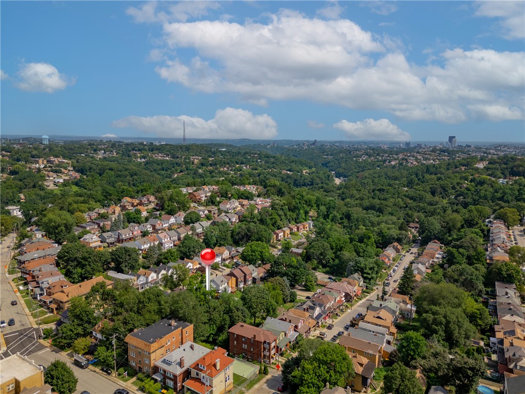 Dormont, Pennsylvania 15216, United States, 3 Bedrooms Bedrooms, ,1 BathroomBathrooms,Residential,Contingent,186879