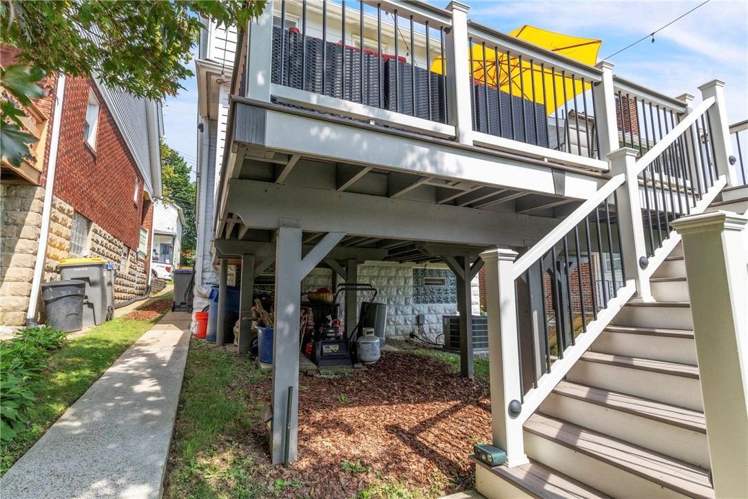 Dormont, Pennsylvania 15216, United States, 3 Bedrooms Bedrooms, ,1 BathroomBathrooms,Residential,Contingent,186879