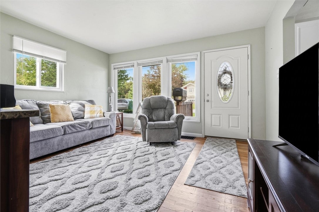 306 Delaney Dr