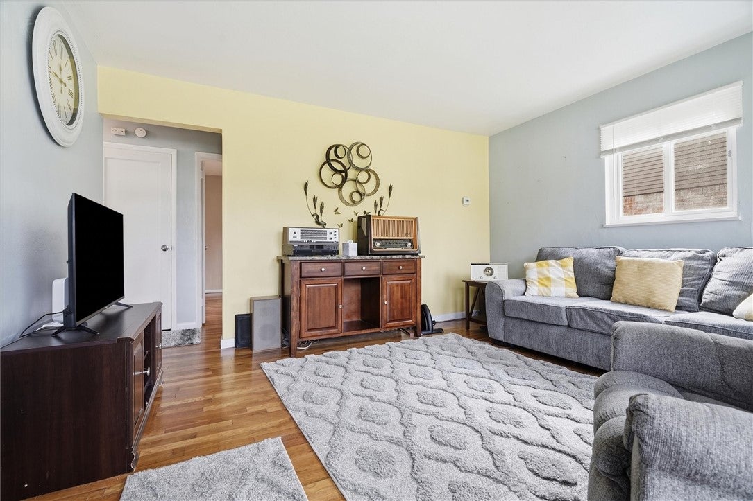 306 Delaney Dr
