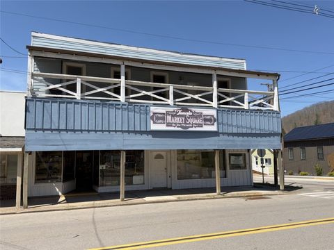 Photo of 311 Elm St, Tionesta, PA 16353 (MLS # 1751654)