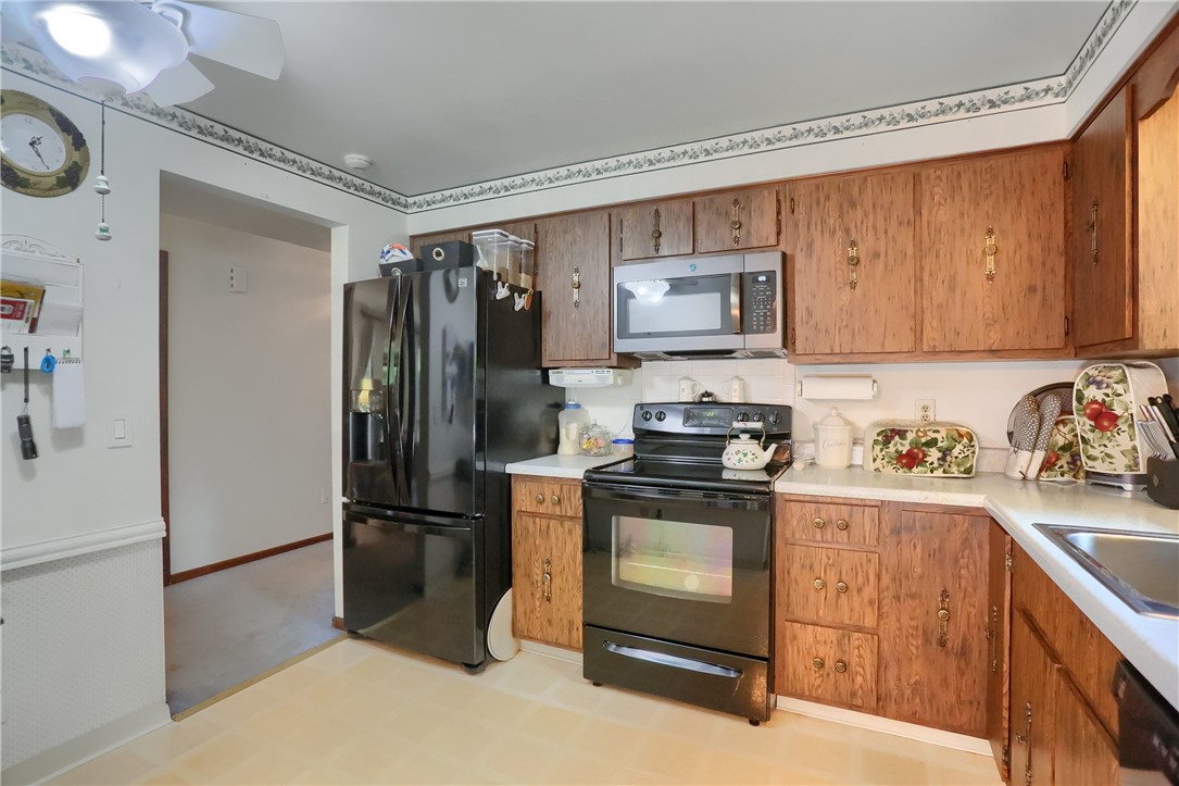 Shaler, Pennsylvania 15209, United States, 3 Bedrooms Bedrooms, ,3 BathroomsBathrooms,Residential,Active,172664