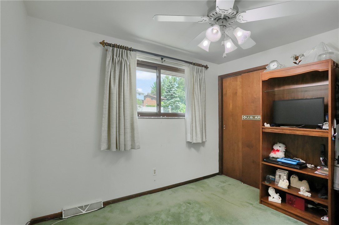 Shaler, Pennsylvania 15209, United States, 3 Bedrooms Bedrooms, ,3 BathroomsBathrooms,Residential,Active,172664