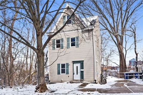 Photo of 3713 Melwood Ave, Pittsburgh, PA 15213 (MLS # 1743817)