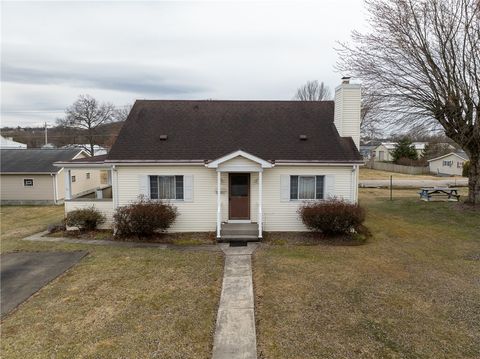 Photo for 218 Orchard Ave