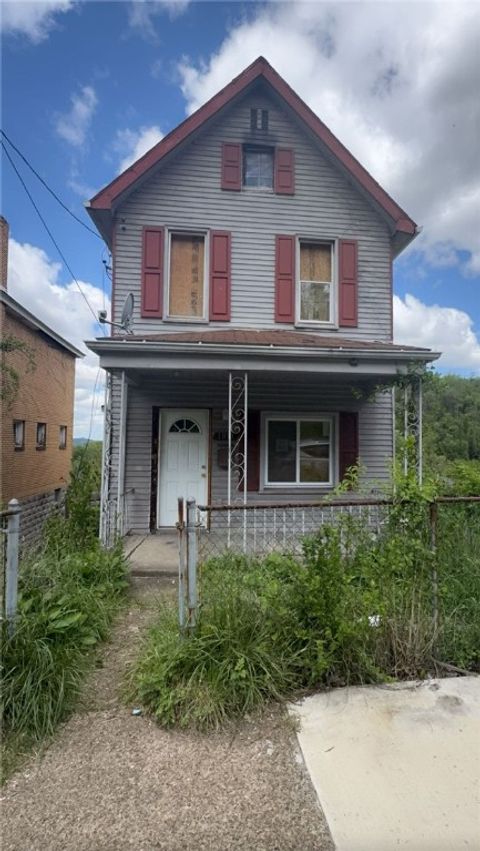 1011 Jones Ave N Braddock PA 15104