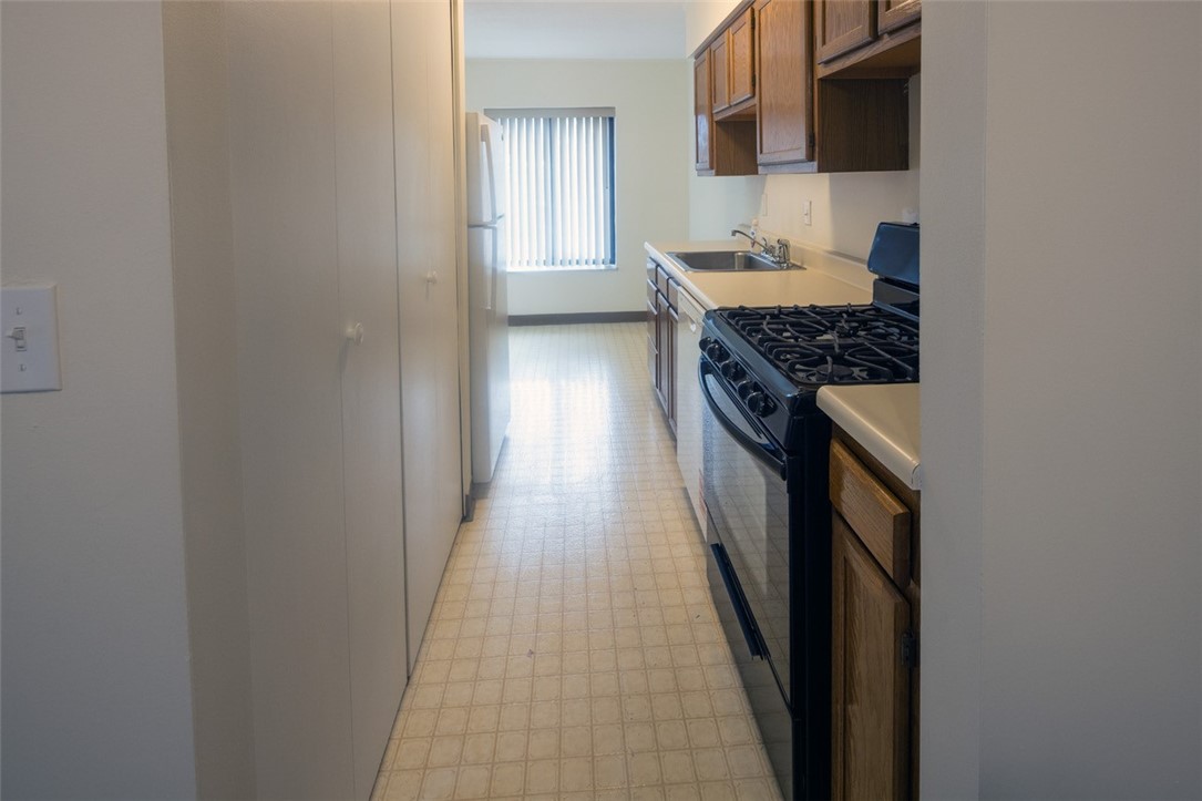 1434 Forest Green Dr