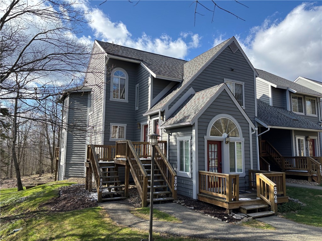 2208 South Ridge Terrace, Hidden Valley, Pennsylvania image 1