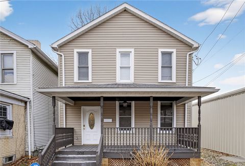 Photo of 508 6th Ave, New Brighton, PA 15066 (MLS # 1738141)