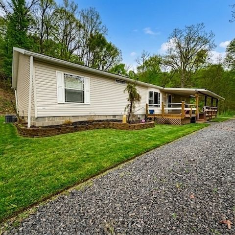416 Crooks School Rd Hanover Twp PA 15026
