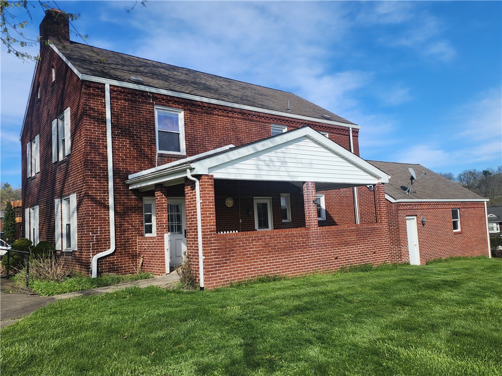 E Washington Boro, Pennsylvania 15301, United States, 3 Bedrooms Bedrooms, ,3 BathroomsBathrooms,Residential,Active,115913