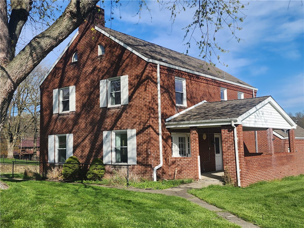 E Washington Boro, Pennsylvania 15301, United States, 3 Bedrooms Bedrooms, ,3 BathroomsBathrooms,Residential,Active,115913