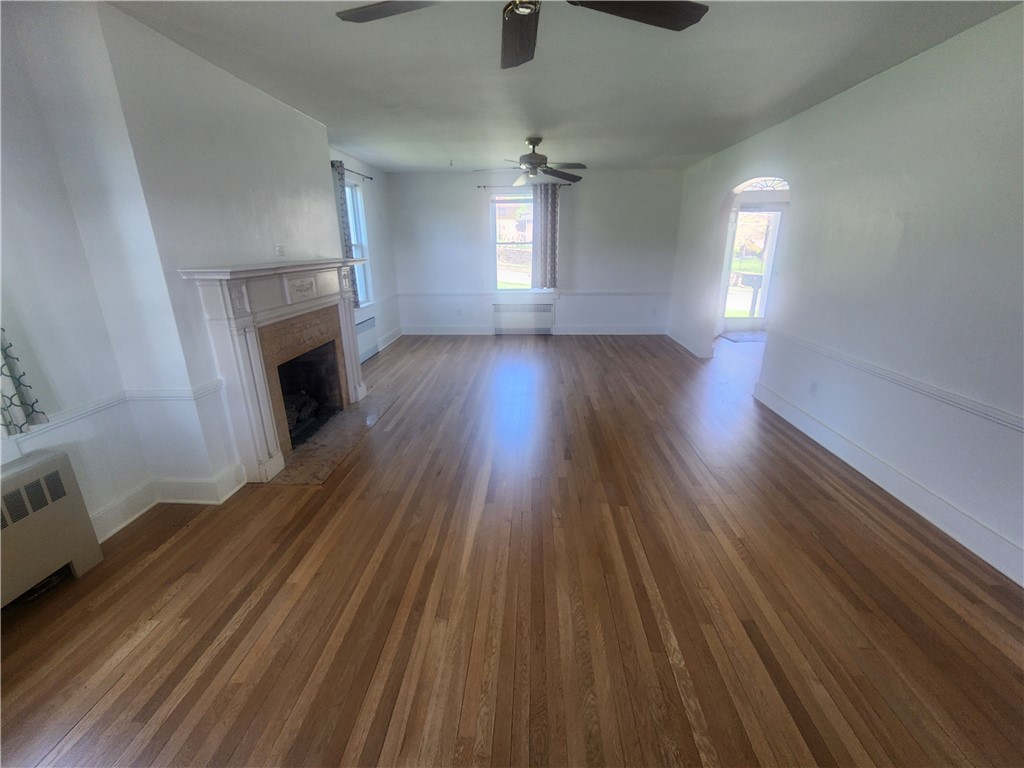 E Washington Boro, Pennsylvania 15301, United States, 3 Bedrooms Bedrooms, ,3 BathroomsBathrooms,Residential,Active,115913