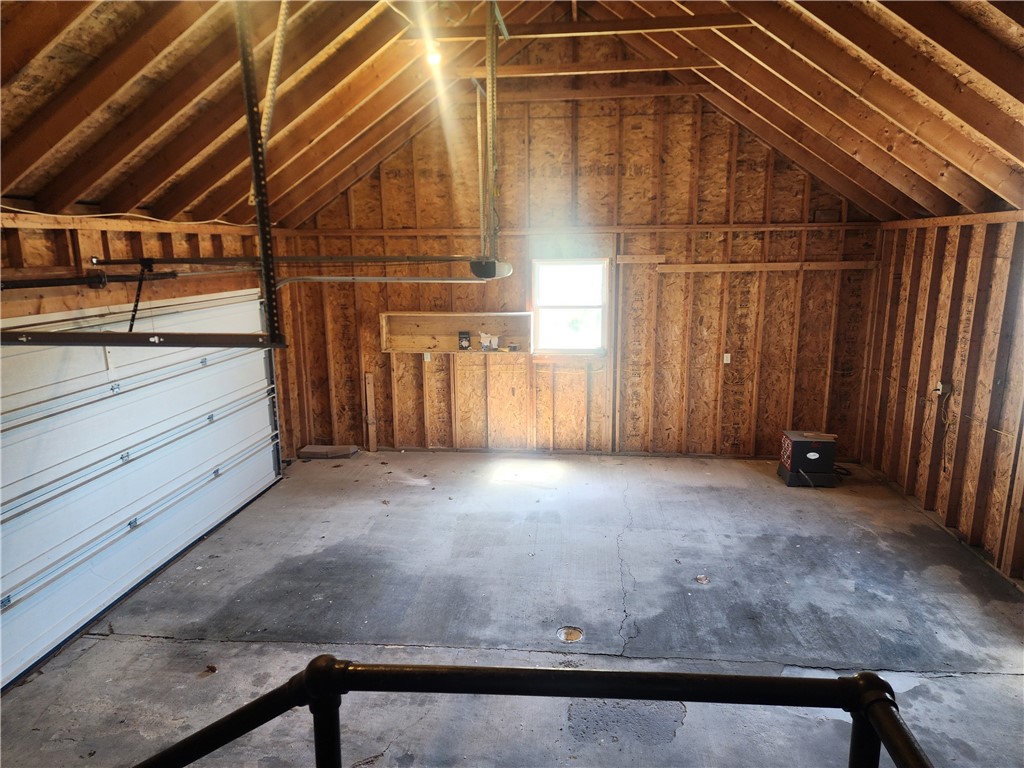 E Washington Boro, Pennsylvania 15301, United States, 3 Bedrooms Bedrooms, ,3 BathroomsBathrooms,Residential,Active,115913