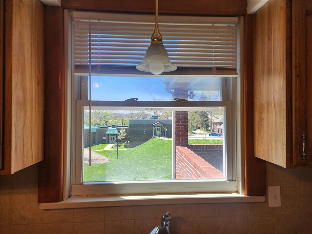 E Washington Boro, Pennsylvania 15301, United States, 3 Bedrooms Bedrooms, ,3 BathroomsBathrooms,Residential,Active,115913