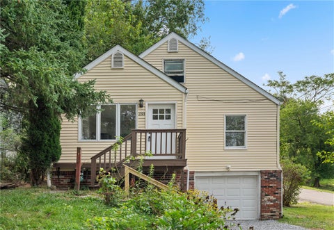 Photo for 233 Maple Dr