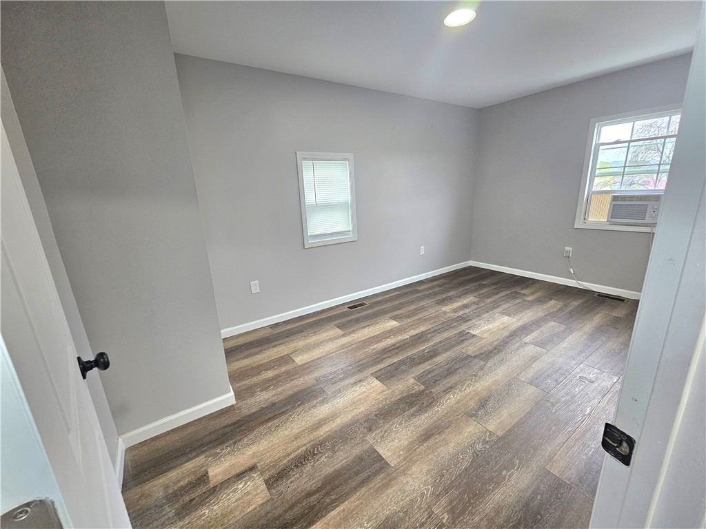 418 Short St, Donora, Pennsylvania image 17