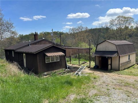 510 Perry Ave Belle Vernon -  FAY PA 15012