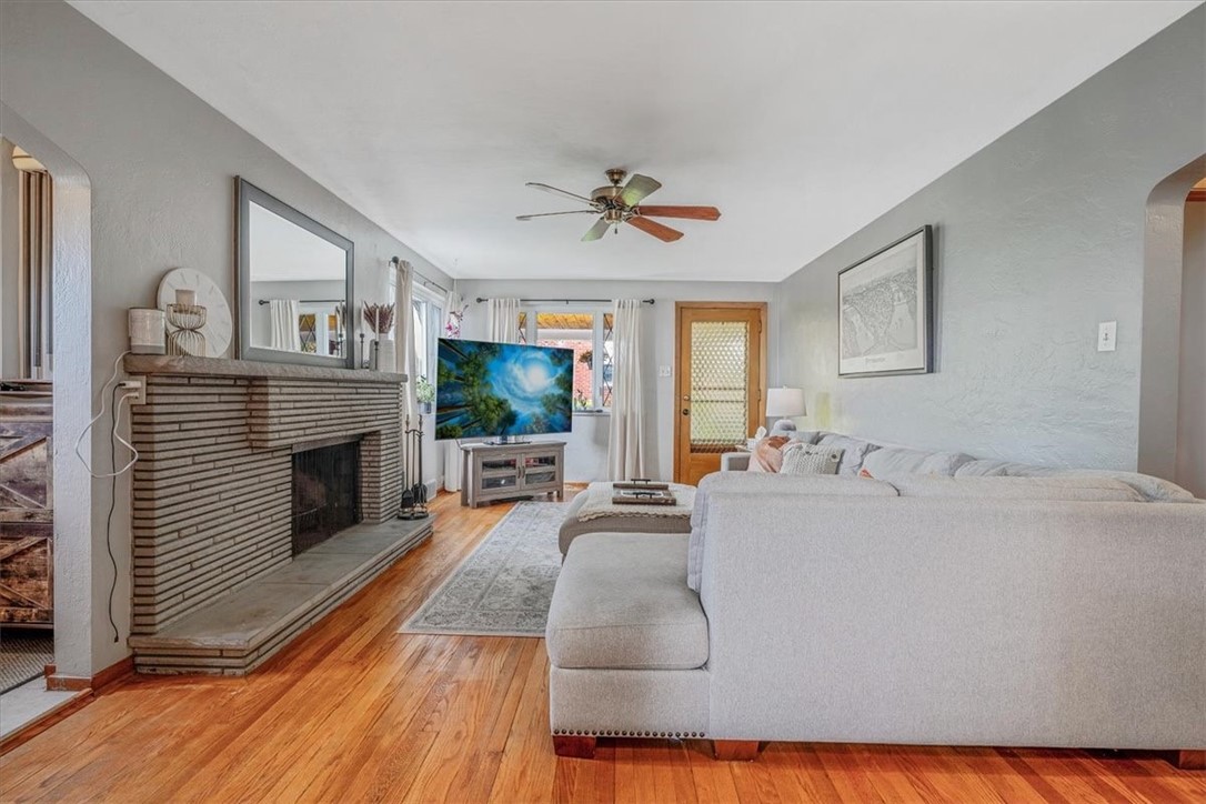310 Glaser Ave