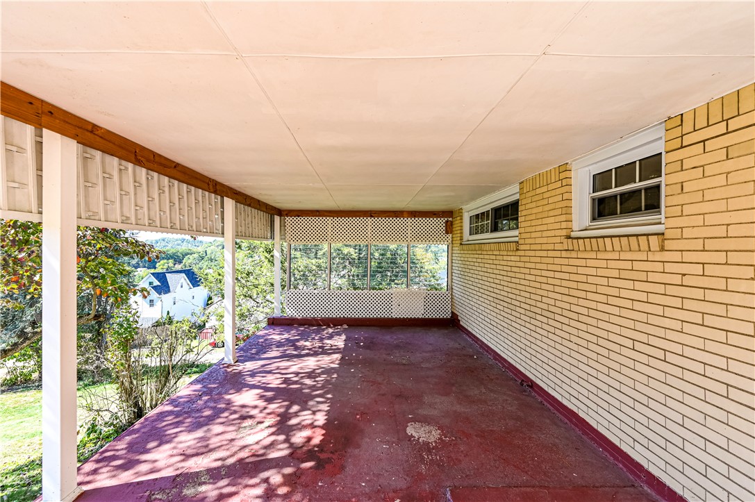 Jeannette, Pennsylvania 15644, United States, 3 Bedrooms Bedrooms, ,2 BathroomsBathrooms,Residential,Active,224185