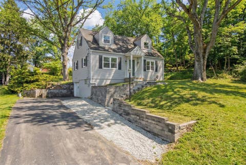 Photo for 6 SUFFOLK DR