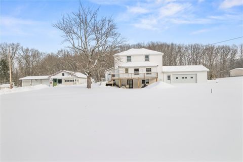 475 W LAKE RD Pymatuning Twp PA 16154